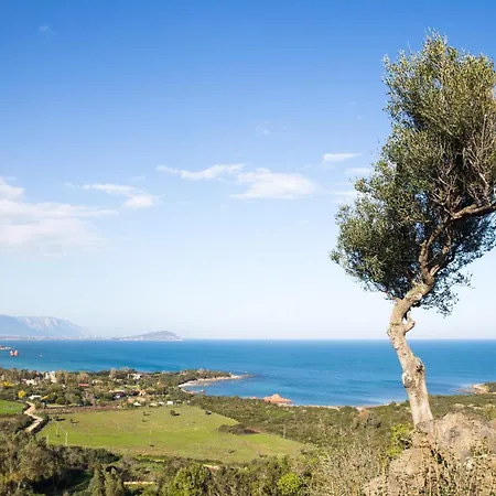 アパート Sunrise バリ・サルド